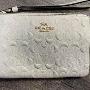 Authentic COACH wristlet EUC